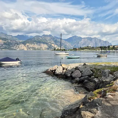 La Vista Val Di Sogno Malcesine דירה אסנצה די ברנצונה